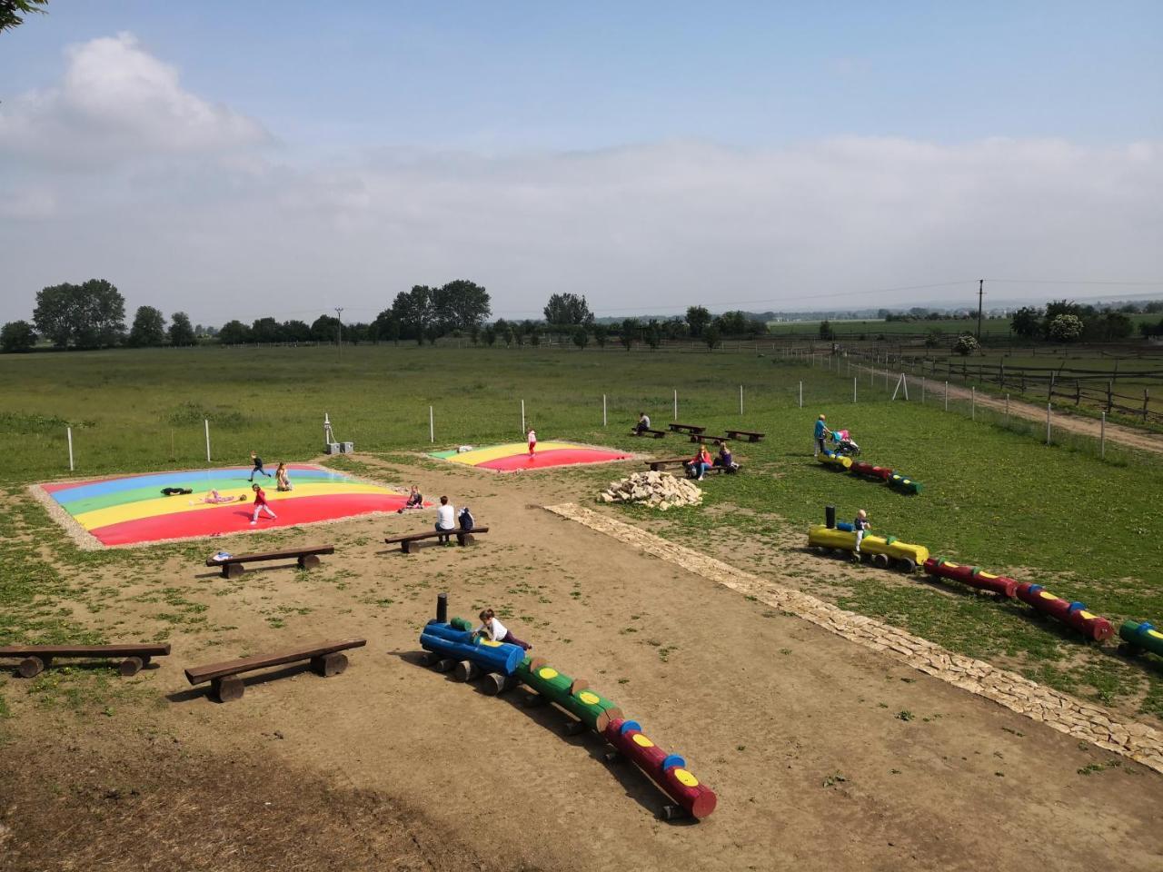 Zoopark Zelcin Villa Melnik Ngoại thất bức ảnh
